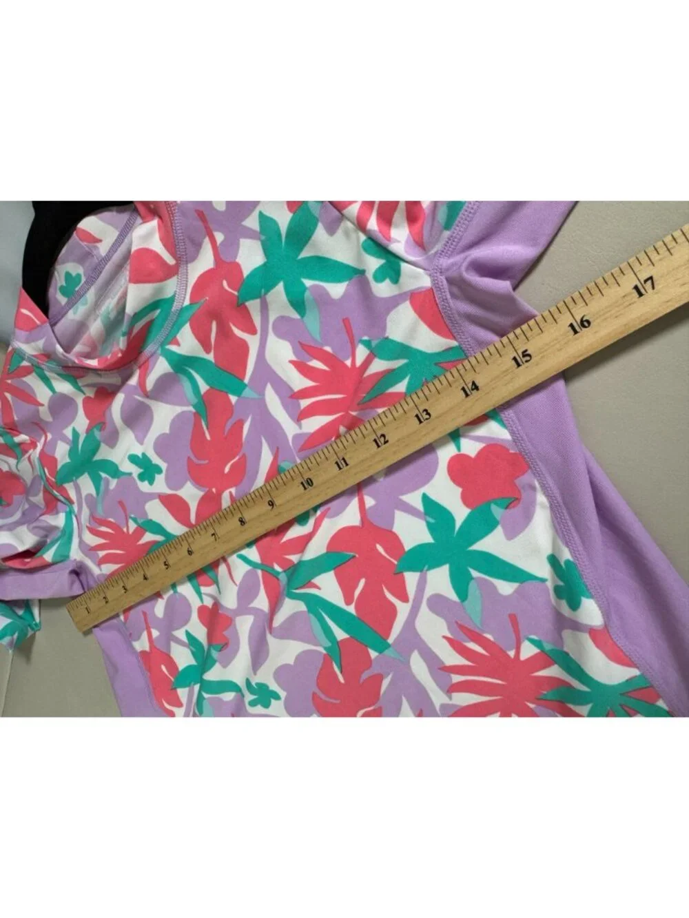 Coolibar Youth UPF 50+ Floral Rash Guard Shirt size Larg Pink Multicolor Beach